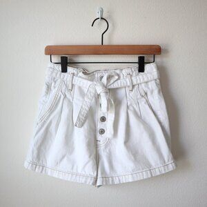 Abercrombie & Fitch Pleated Belted Shorts | 27/4